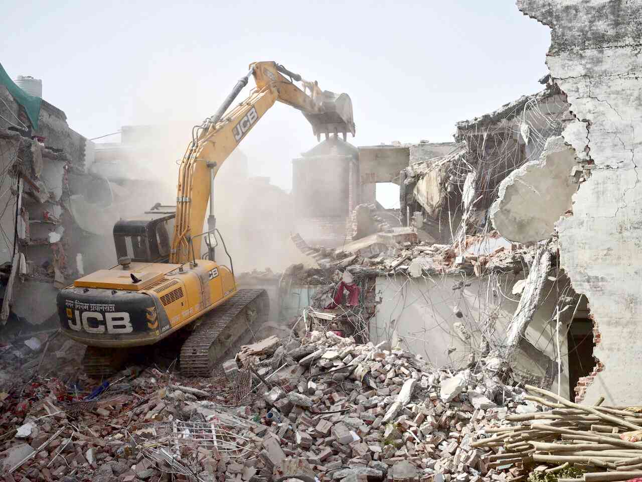 1-and-half--lakh-houses-were-demolished