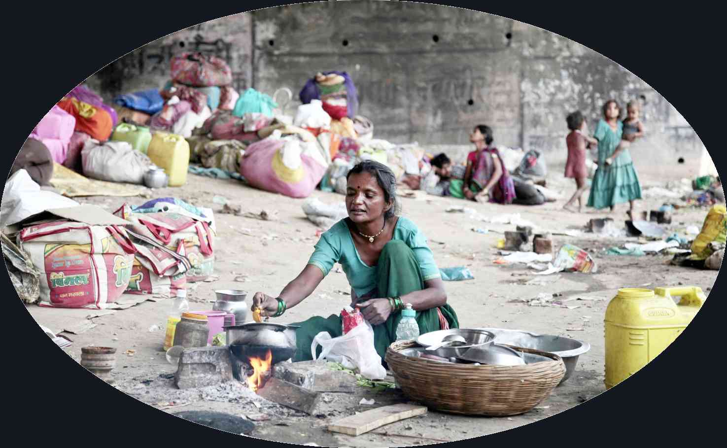 according-to-the-world-bank-most-people-in-india-are-poor_b